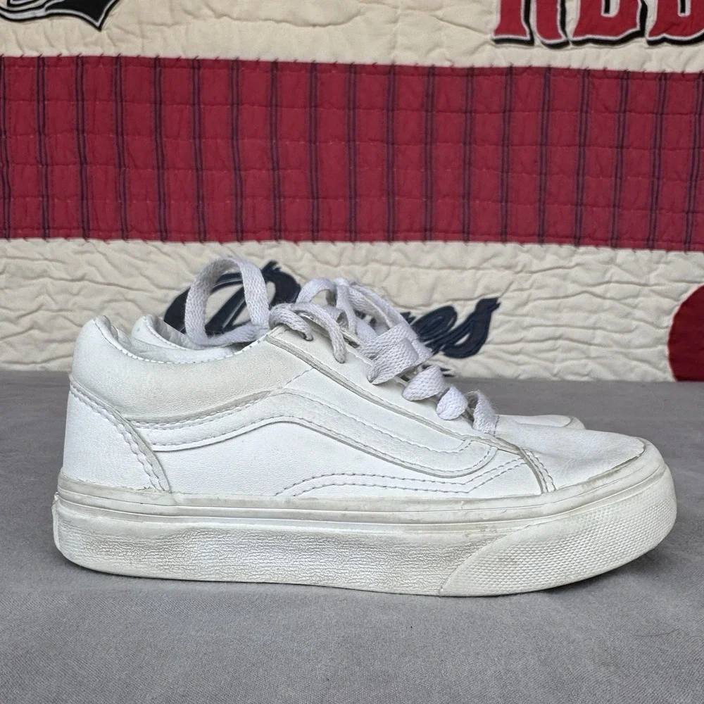 Size 12c - Vans Sneakers Old Skool White Leather Lace‎ Up